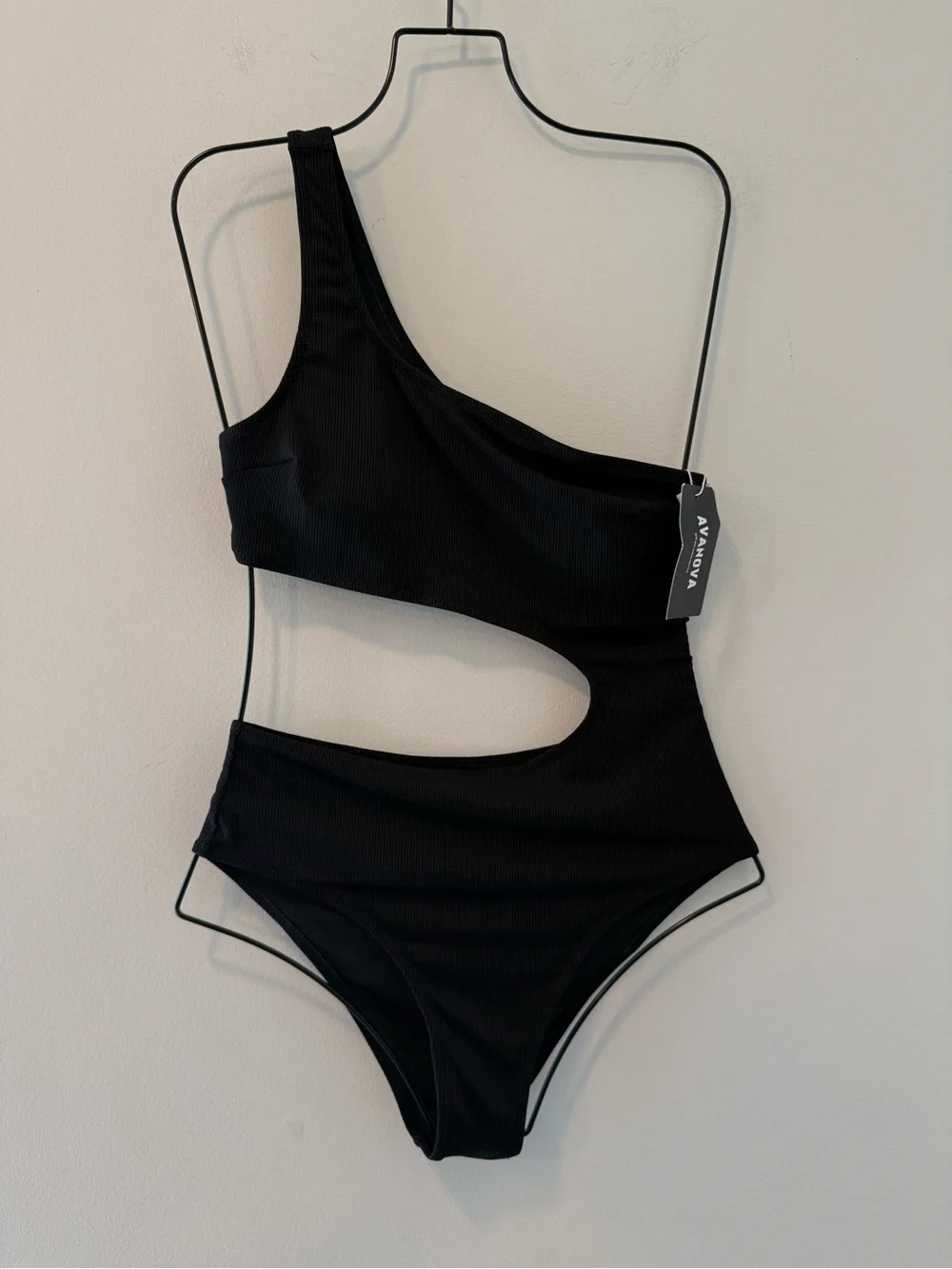 Avanova Black Swimsuit Size Small NWT #Lux-Swim-C